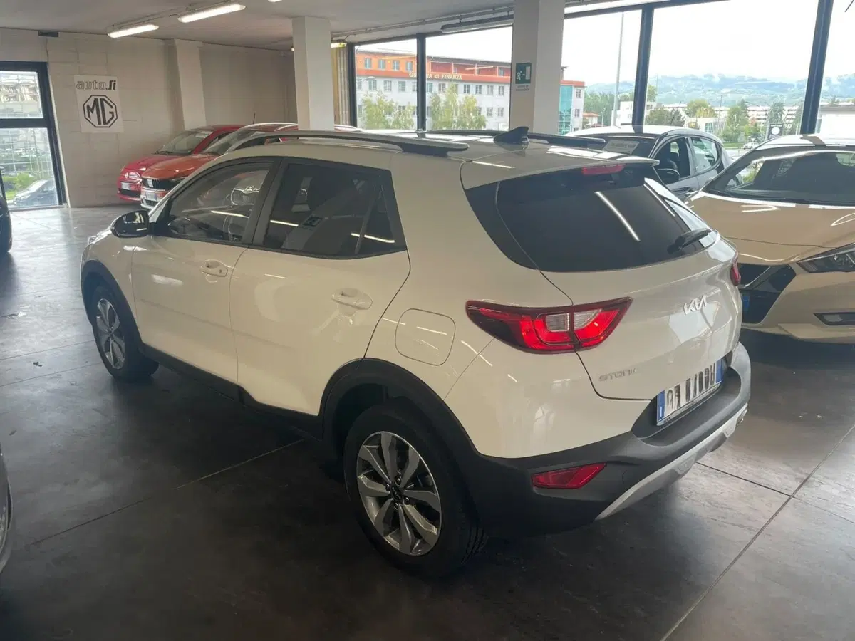 Kia Stonic usata a Lucca (2)