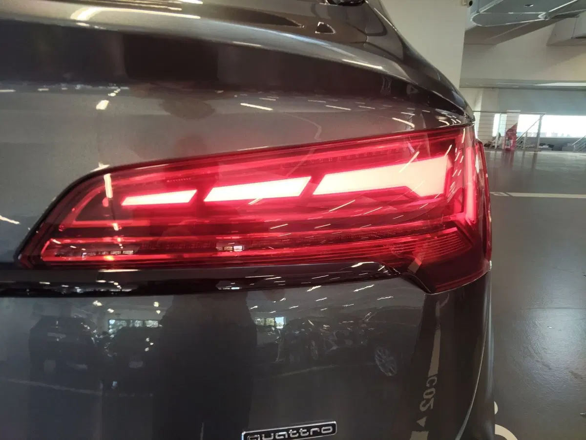 Audi Q5 Sportback usata a Modena (17)