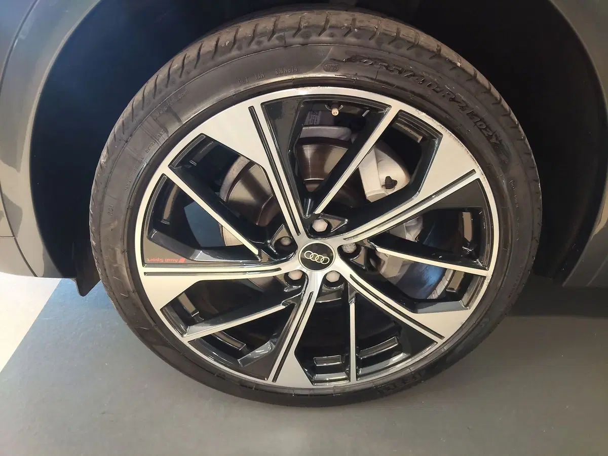 Audi Q5 Sportback usata a Modena (6)