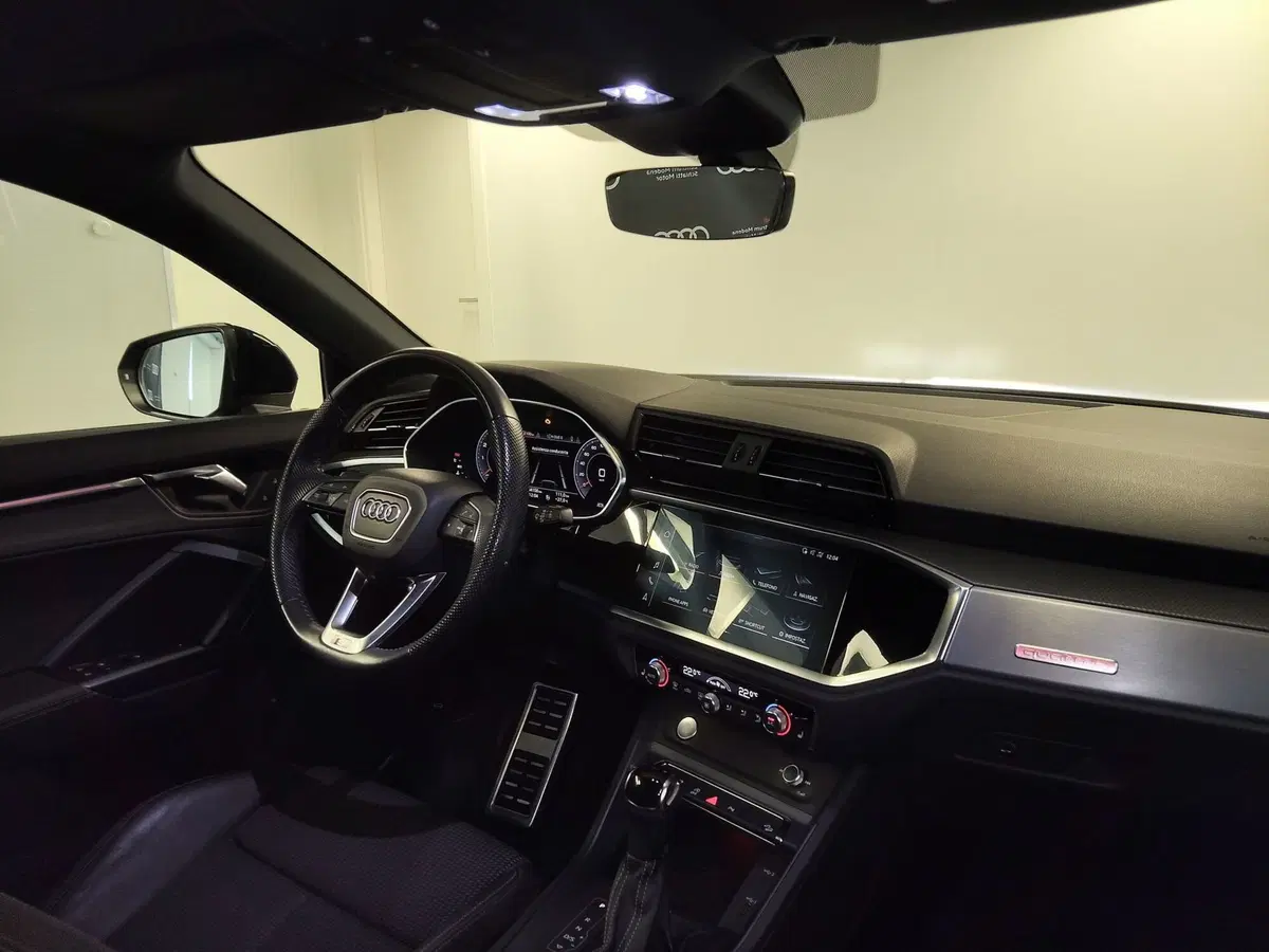 Audi Q3 Sportback usata a Modena (8)