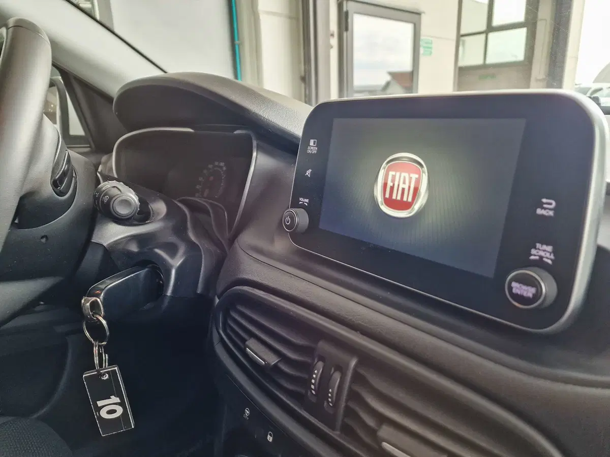 Fiat Tipo Station Wagon usata a Torino (18)