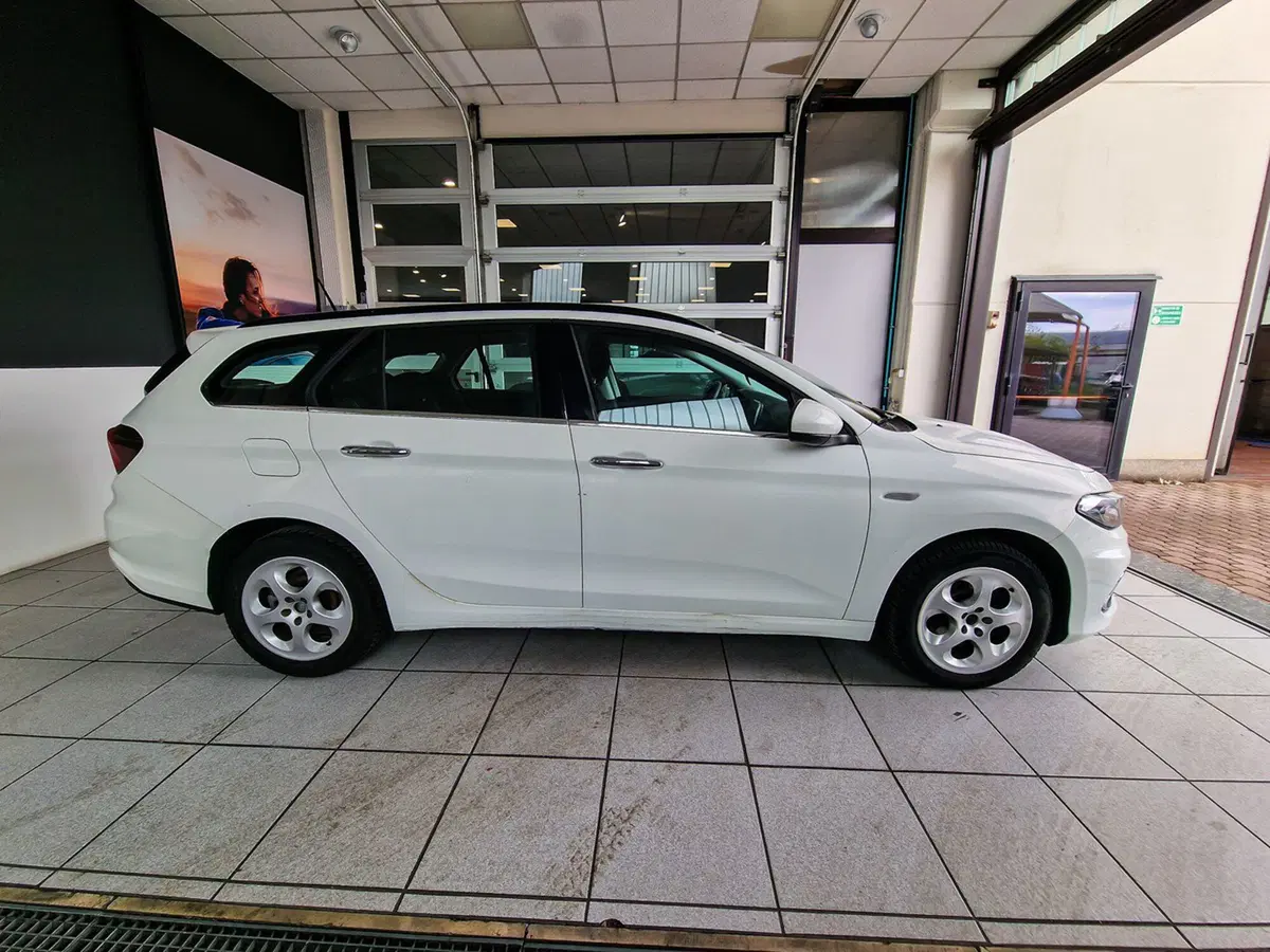 Fiat Tipo Station Wagon usata a Torino (4)