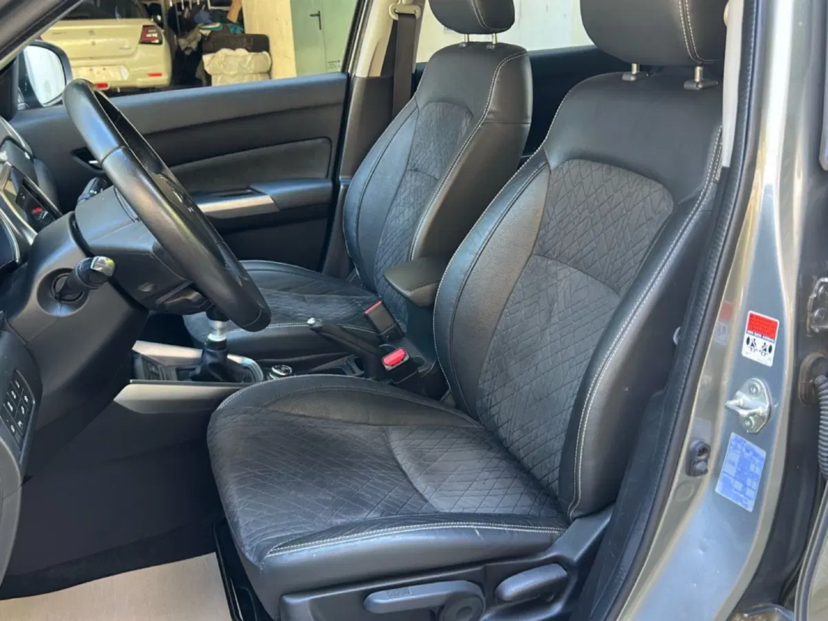 Suzuki Vitara usata a Vercelli (15)