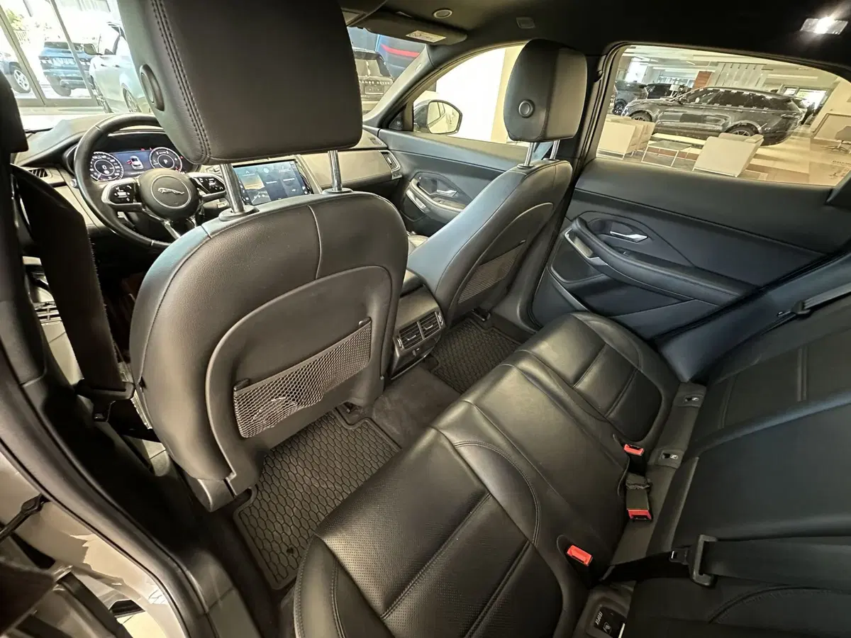 Jaguar E-Pace usata a Forlì-Cesena (5)