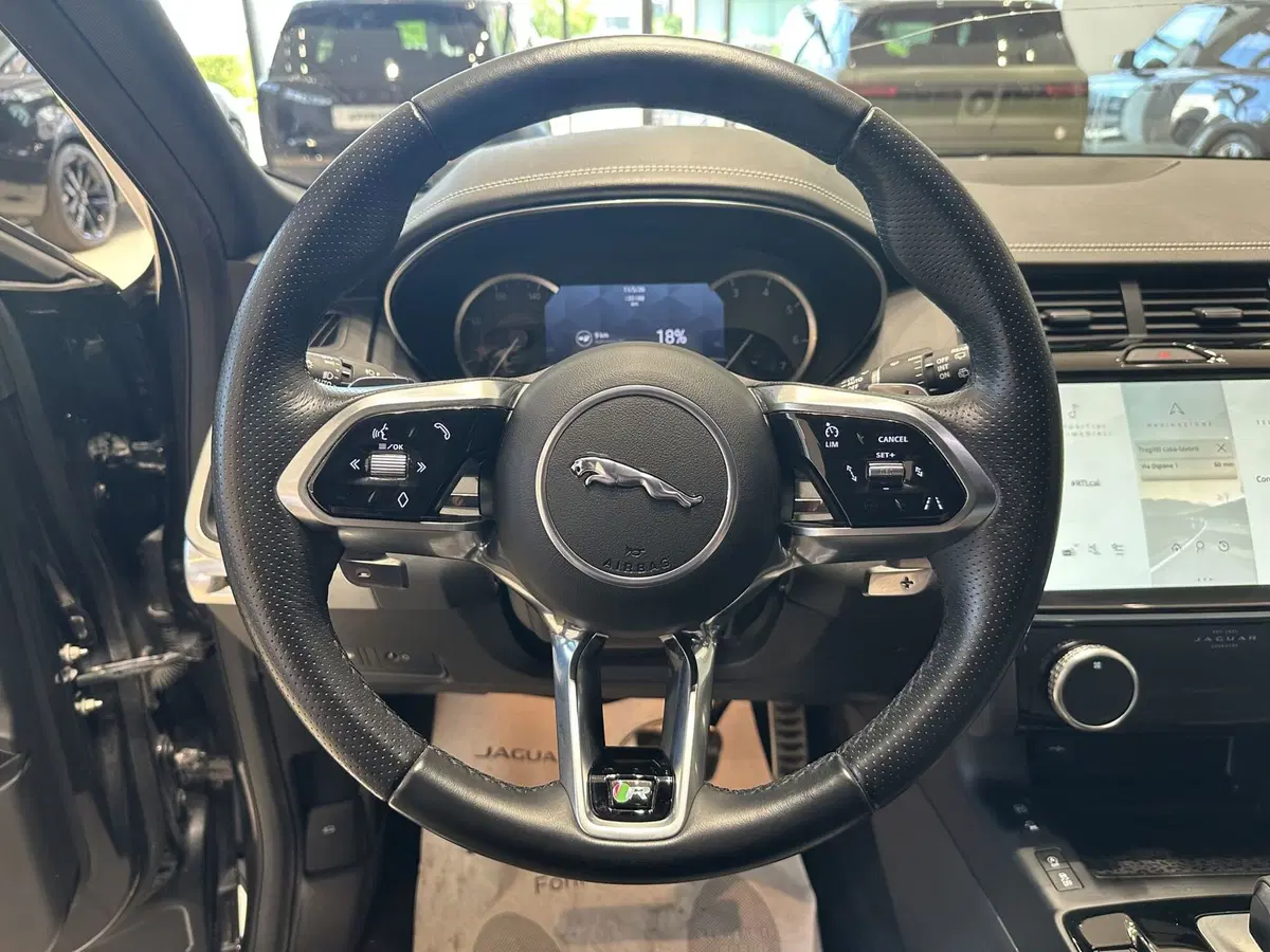 Jaguar E-Pace usata a Forlì-Cesena (10)