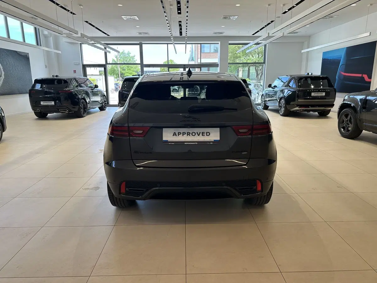Jaguar E-Pace usata a Forlì-Cesena (7)