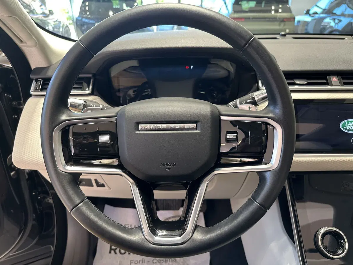 Land Rover Range Rover Velar usata a Forlì-Cesena (10)