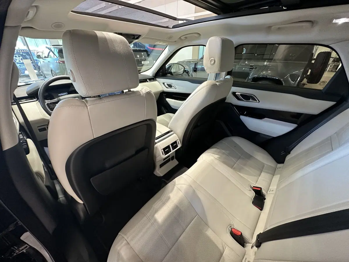 Land Rover Range Rover Velar usata a Forlì-Cesena (5)