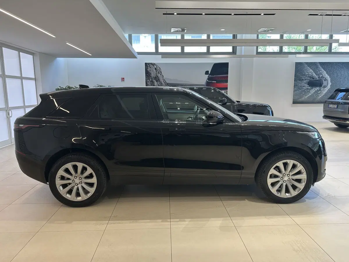 Land Rover Range Rover Velar usata a Forlì-Cesena (6)
