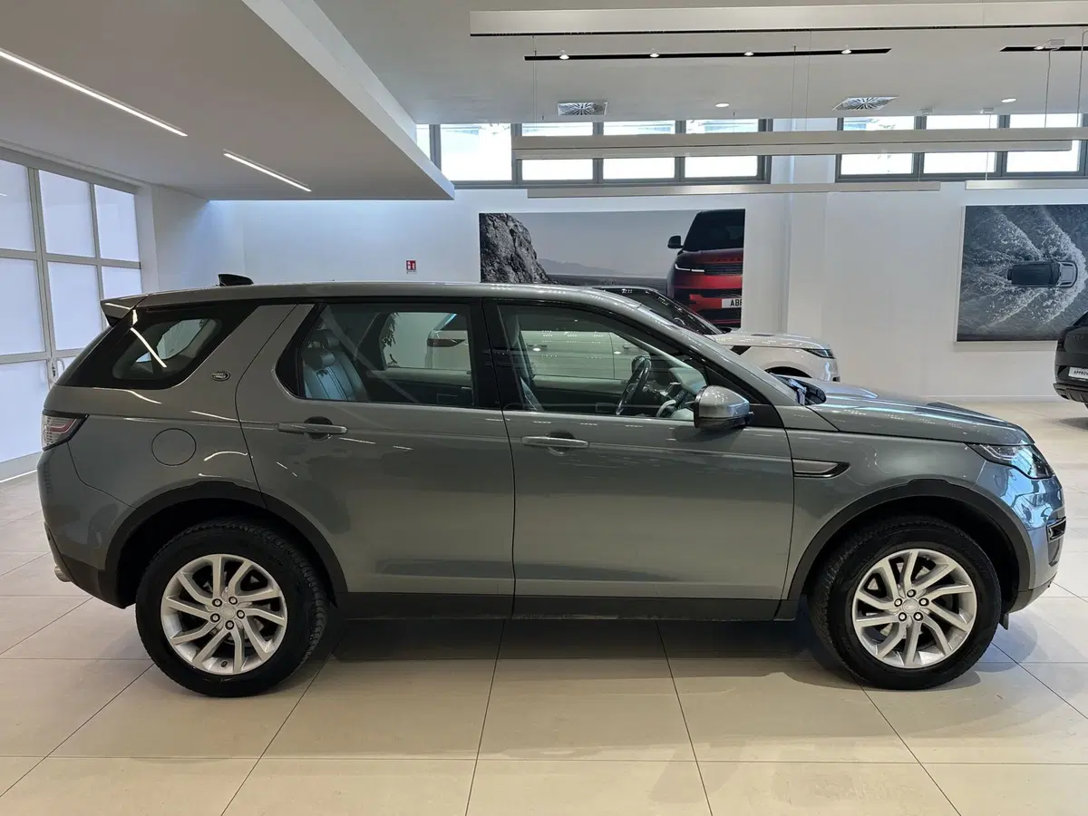 Land Rover Discovery Sport usata a Forlì-Cesena (6)