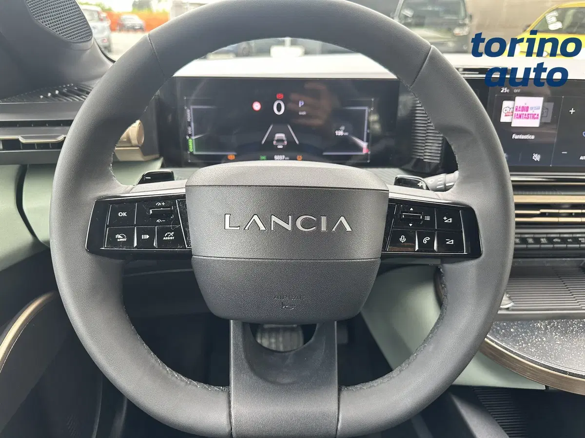 Lancia Ypsilon usata a Torino (17)
