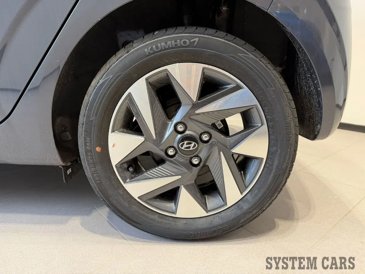Hyundai i10 nuova a Varese (15)