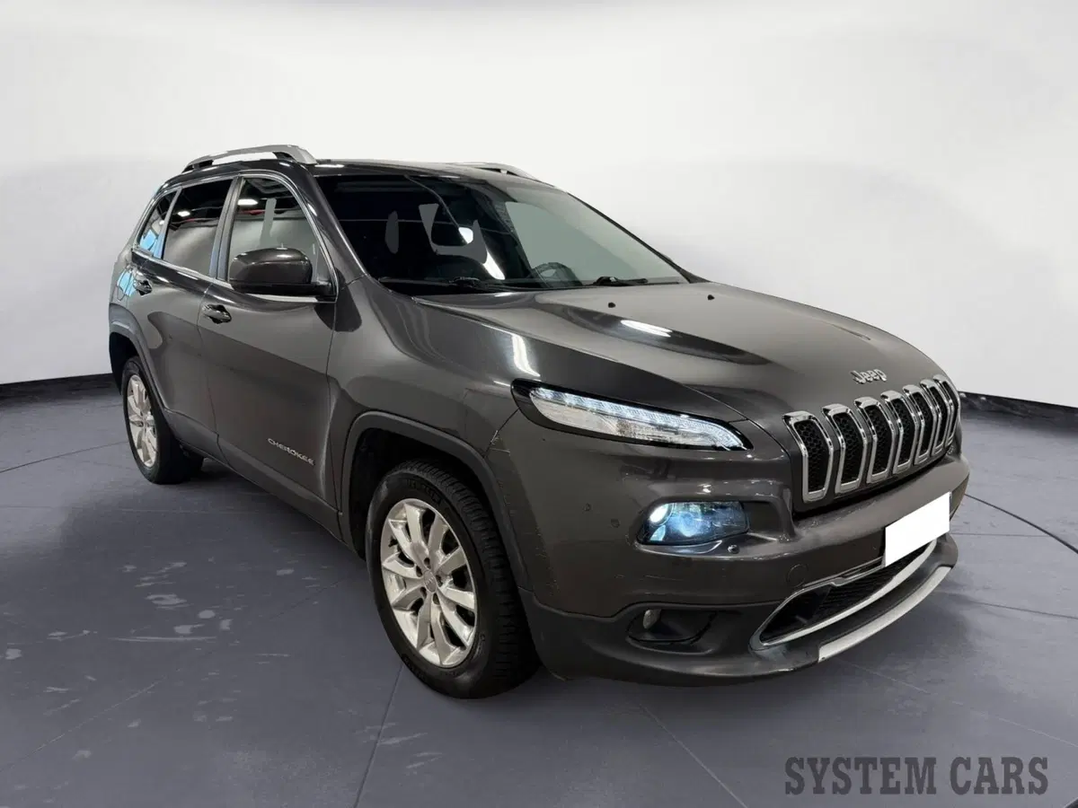 Jeep Cherokee usata a Varese (3)