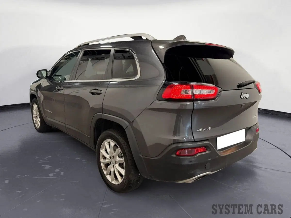 Jeep Cherokee usata a Varese (6)