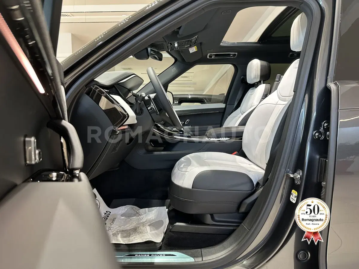 Land Rover Range Rover Sport nuova a Forlì-Cesena (14)