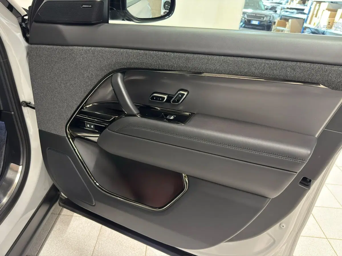 Land Rover Range Rover usata a Novara (10)