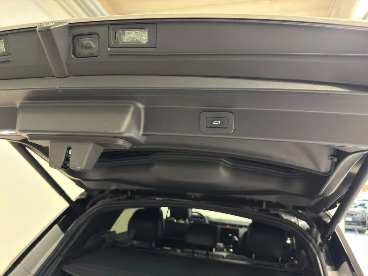 Land Rover Range Rover usata a Novara (18)