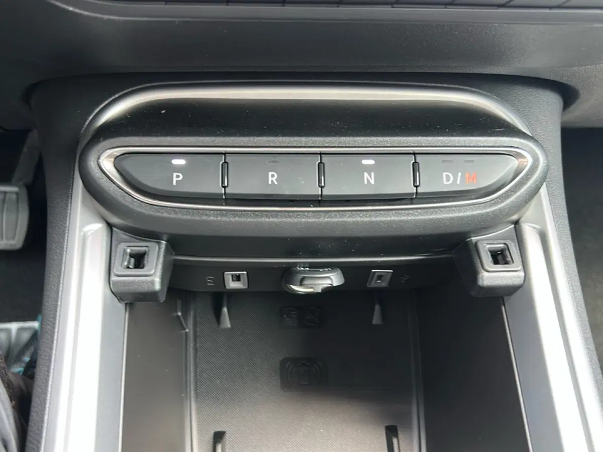 Jeep Avenger nuova a Roma (17)