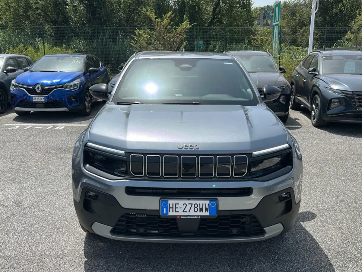 Jeep Avenger nuova a Roma (7)