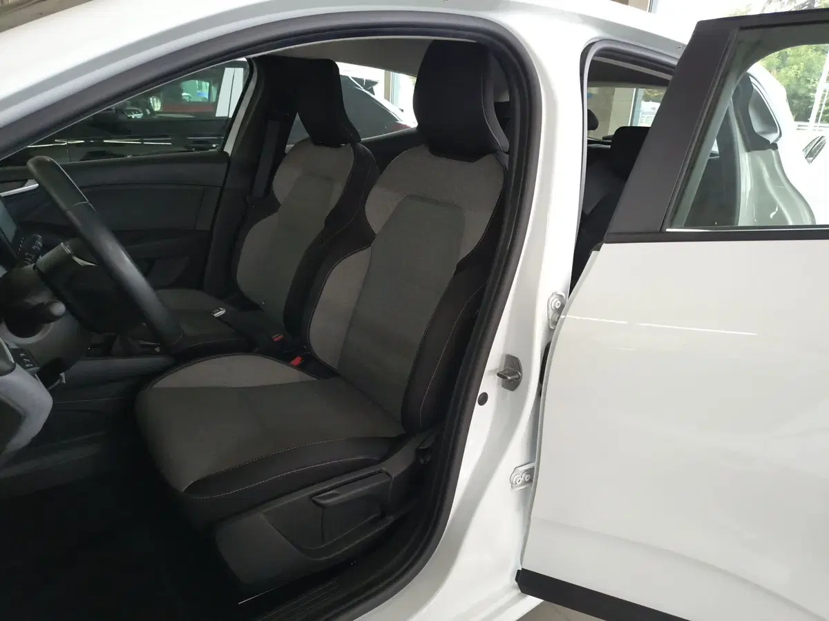 Renault Clio usata a Padova (13)