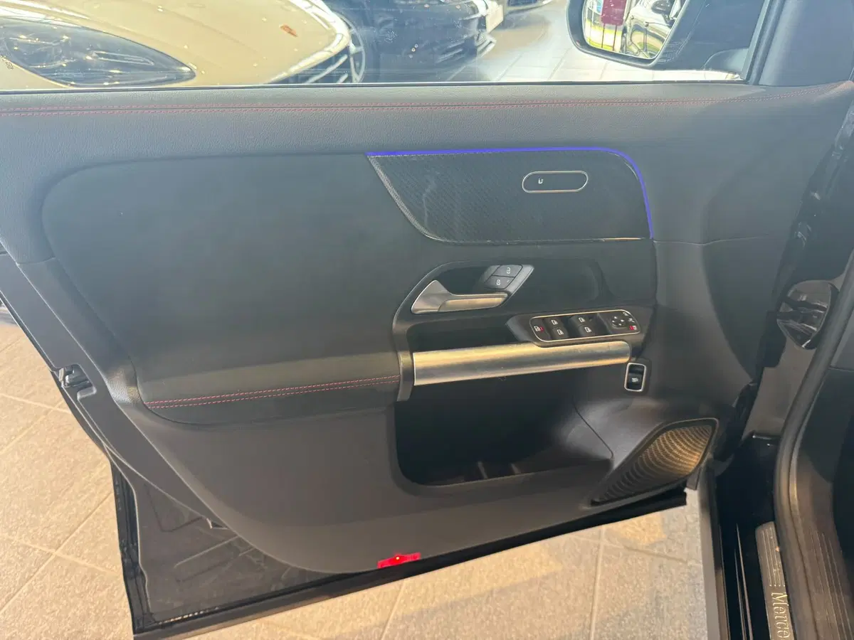 Mercedes-Benz GLA SUV usata a Firenze (10)