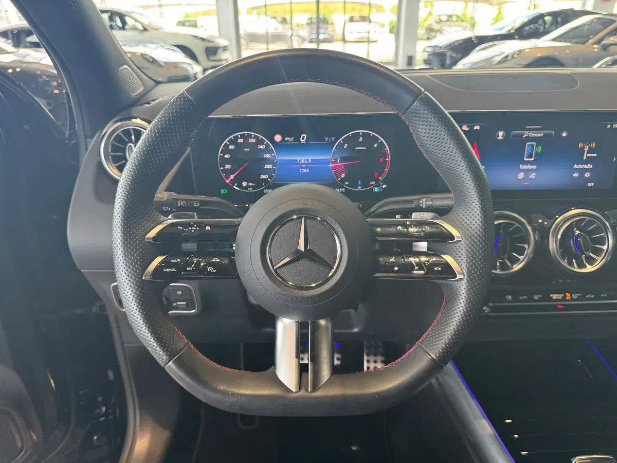 Mercedes-Benz GLA SUV usata a Firenze (12)