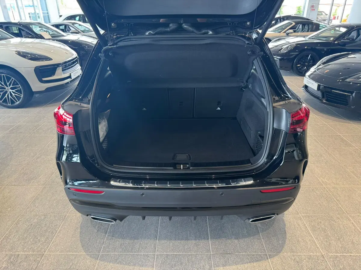 Mercedes-Benz GLA SUV usata a Firenze (16)