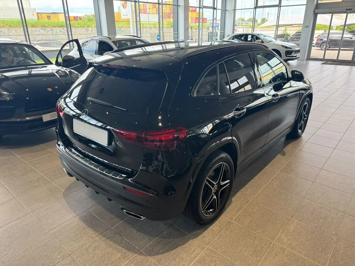 Mercedes-Benz GLA SUV usata a Firenze (5)