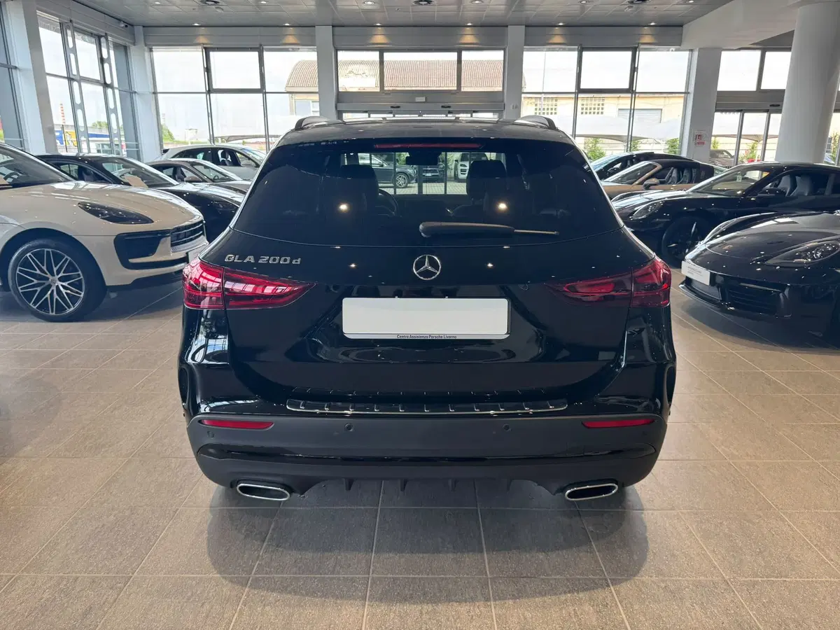 Mercedes-Benz GLA SUV usata a Firenze (6)
