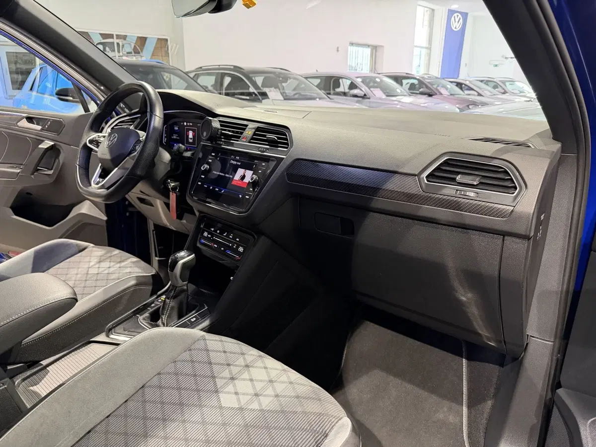 Volkswagen Tiguan usata a Genova (11)
