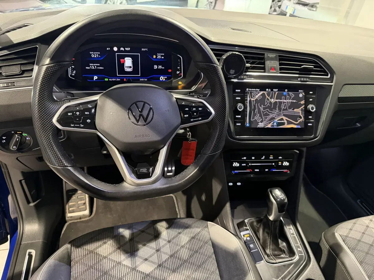 Volkswagen Tiguan usata a Genova (12)