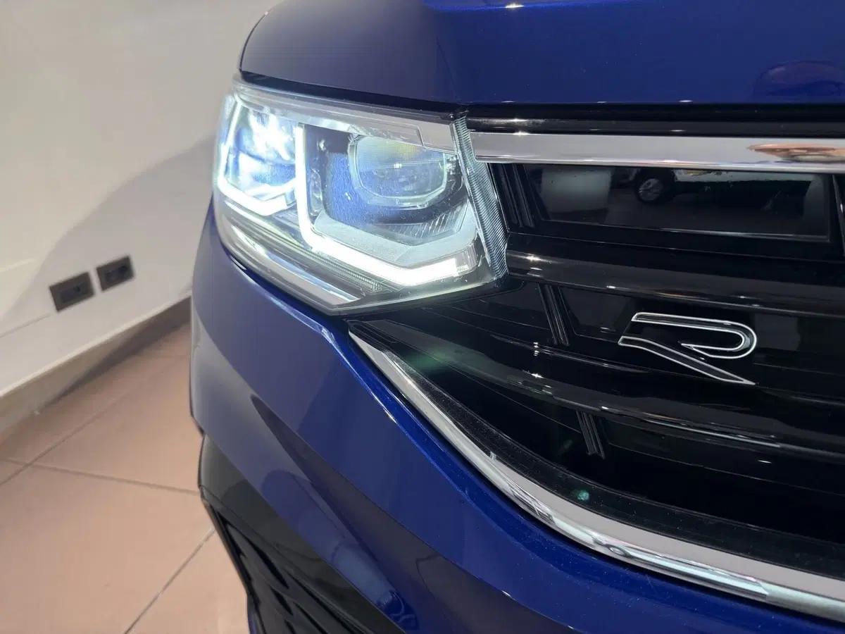 Volkswagen Tiguan usata a Genova (16)