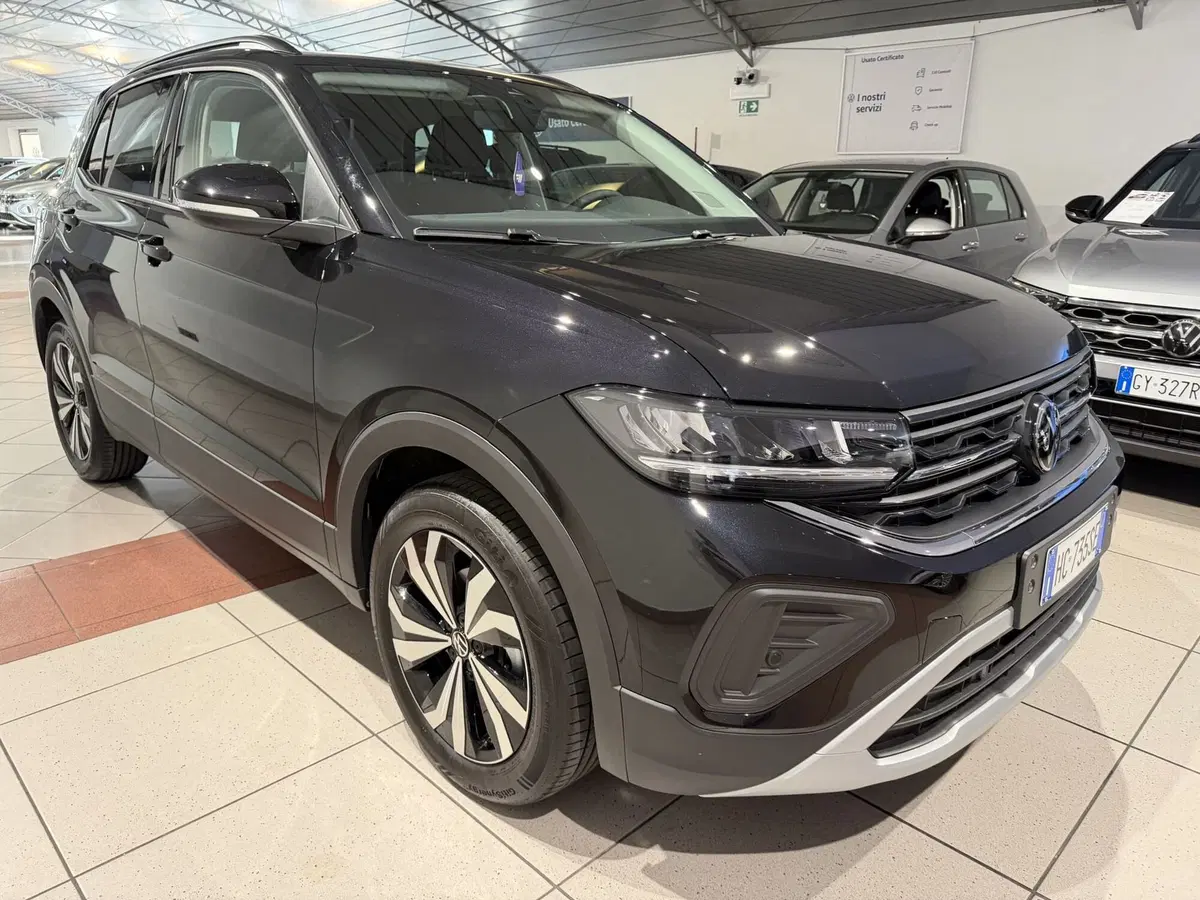 Volkswagen T-Cross nuova a Genova (6)