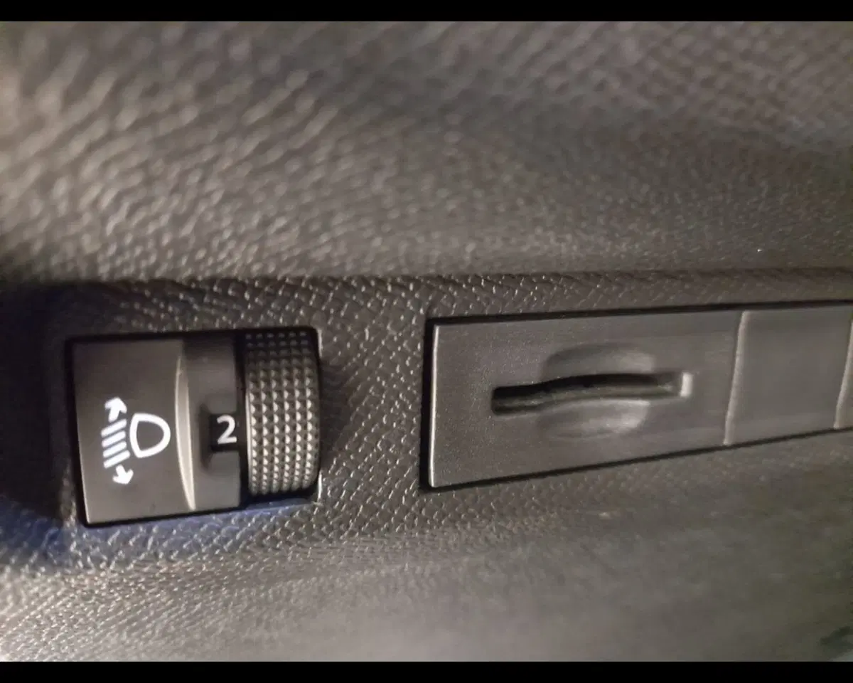 Peugeot 308 usata a Alessandria (20)