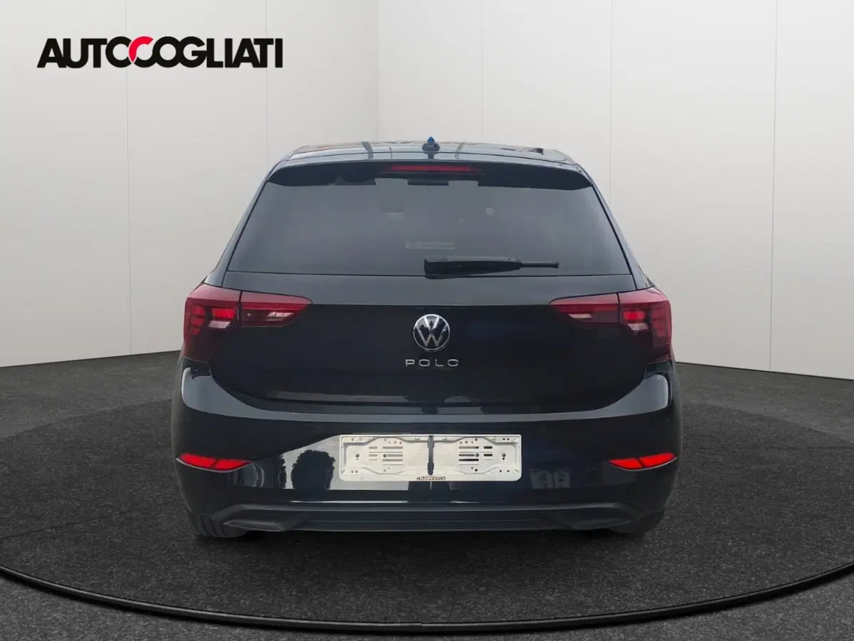 Volkswagen Polo nuova a Lecco (4)