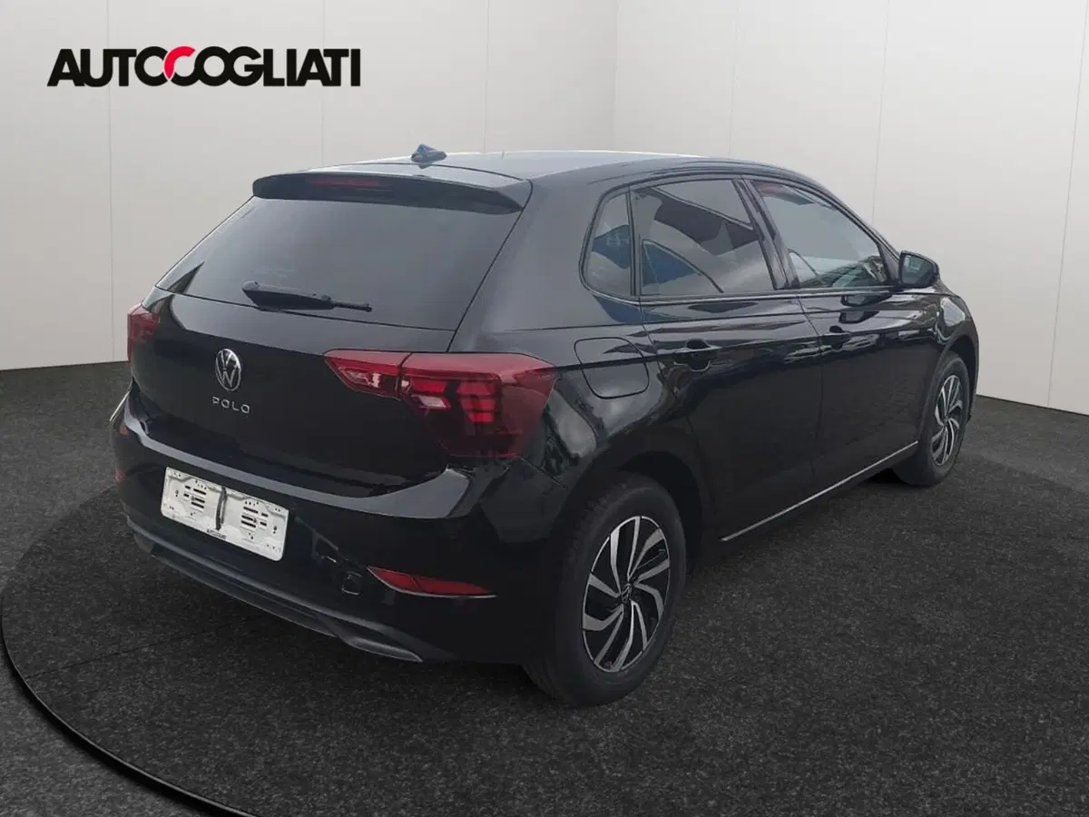 Volkswagen Polo nuova a Lecco (5)