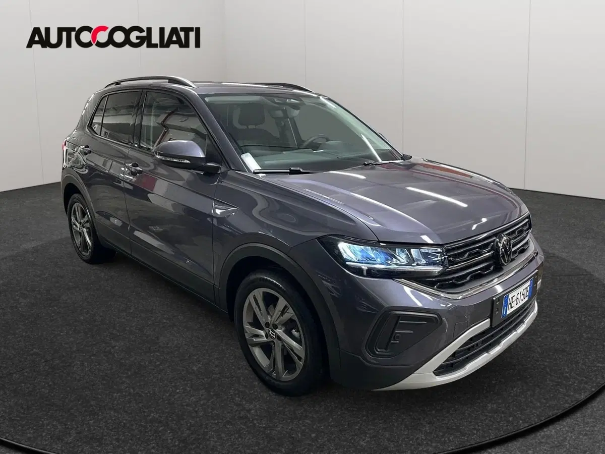 Volkswagen T-Cross nuova a Lecco (6)