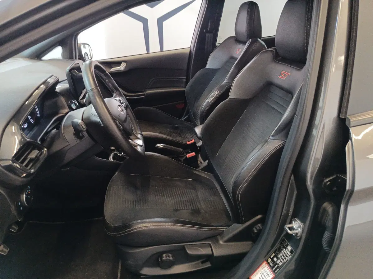 Ford Fiesta usata a Varese (8)