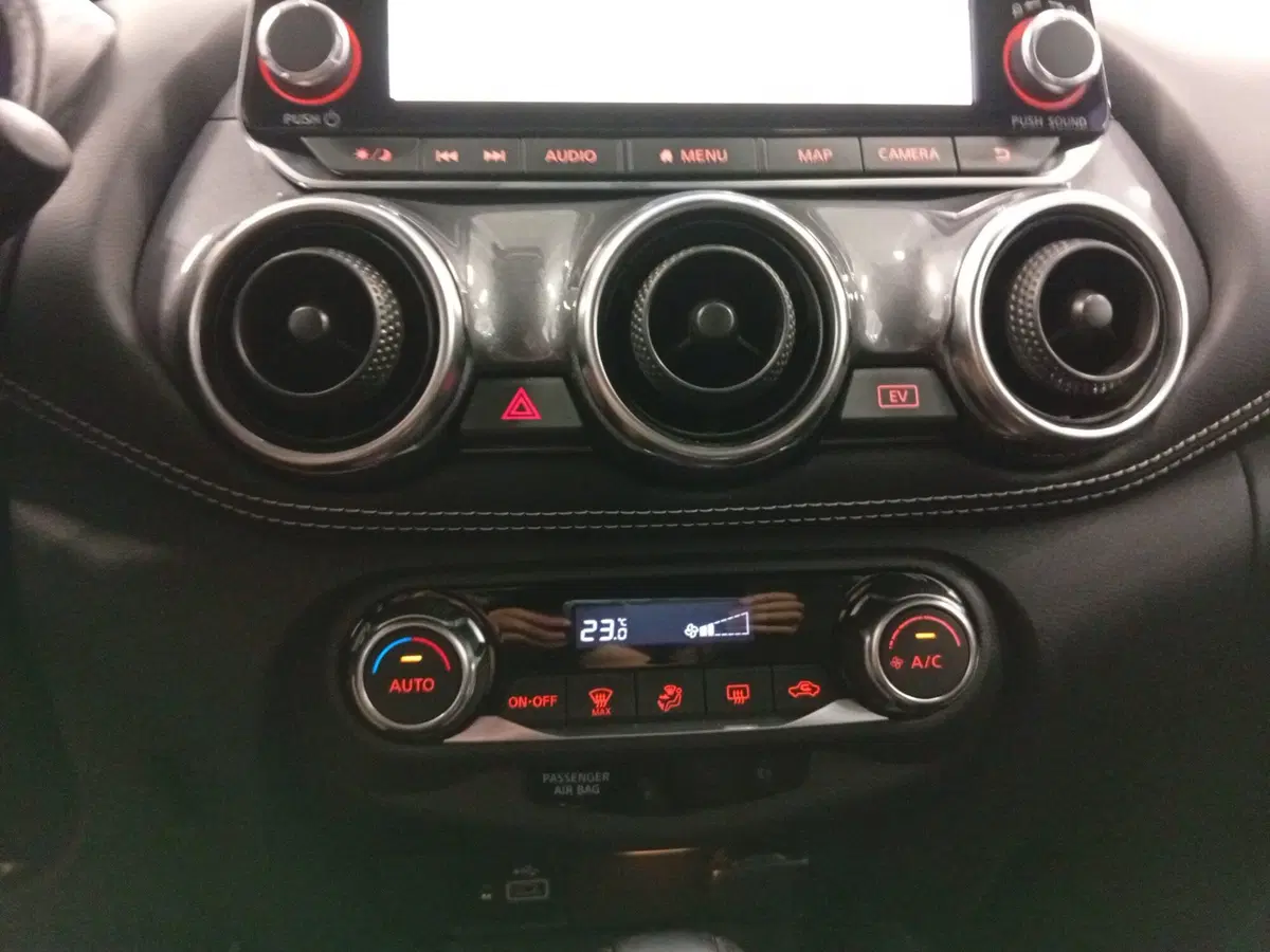 Nissan Juke usata a Varese (12)