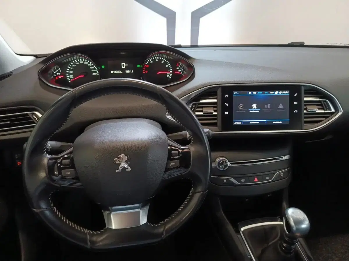 Peugeot 308 usata a Varese (9)
