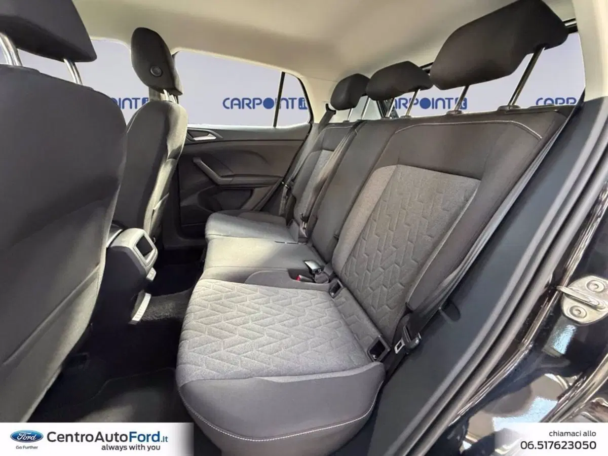 Volkswagen T-Cross usata a Roma (13)