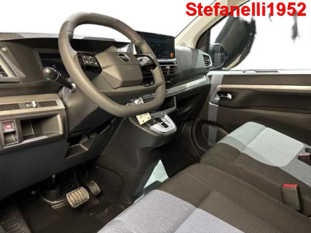 Opel Zafira nuova a Bologna (11)