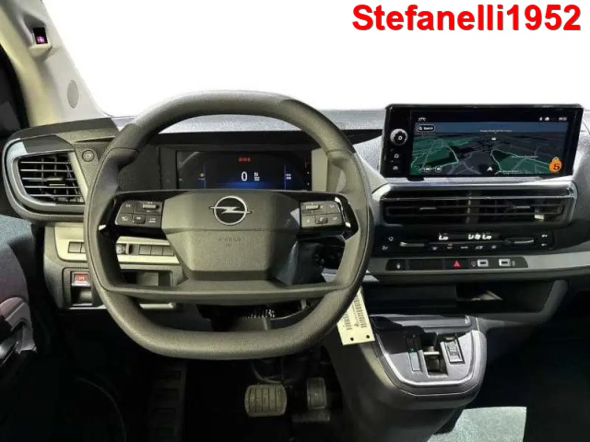 Opel Zafira nuova a Bologna (14)