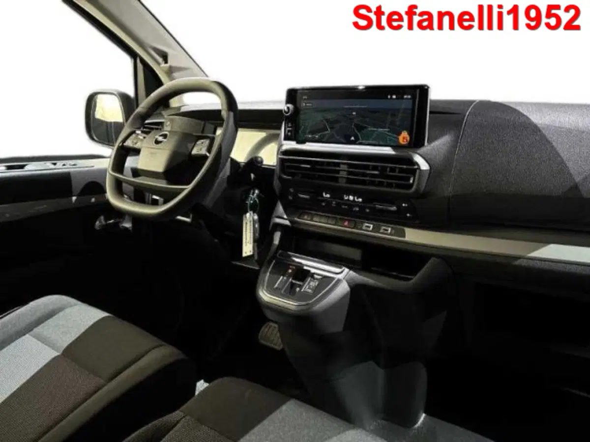 Opel Zafira nuova a Bologna (15)
