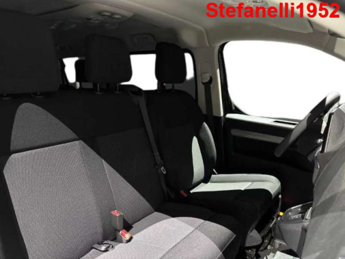 Opel Zafira nuova a Bologna (16)
