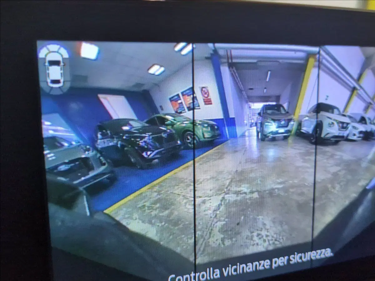 Ford Kuga usata a Milano (15)