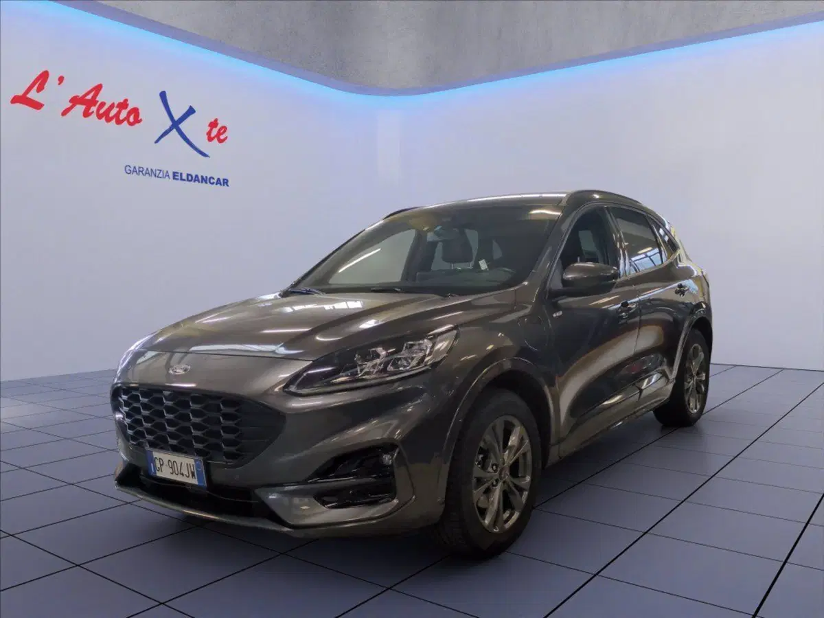 Ford Kuga usata a Milano (2)