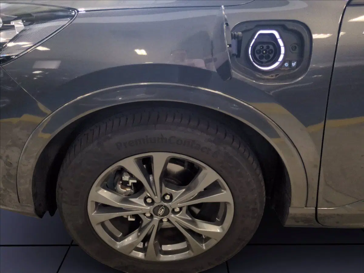 Ford Kuga usata a Milano (20)