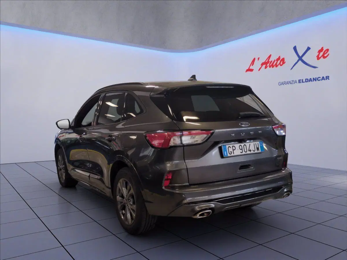 Ford Kuga usata a Milano (3)