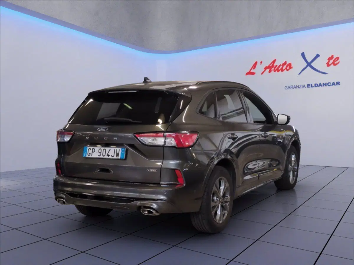 Ford Kuga usata a Milano (5)